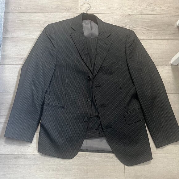 Sean John Suit Mens 36S 36 Short Black Pin Stripe 2pc Jacket Pants Suit - Picture 1 of 16